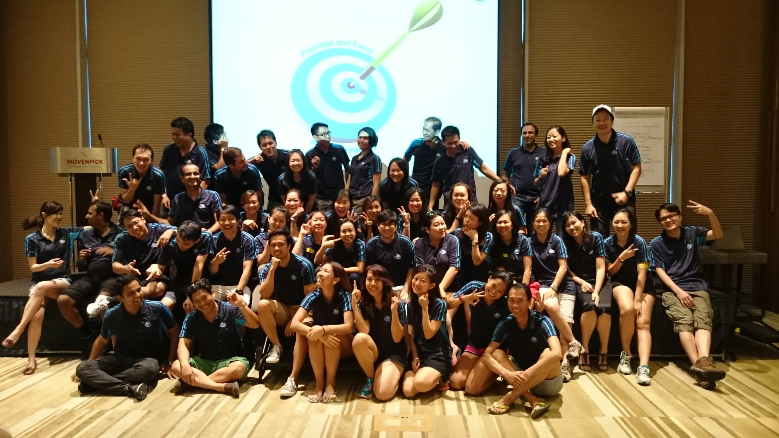 customer-service-team-building-macau